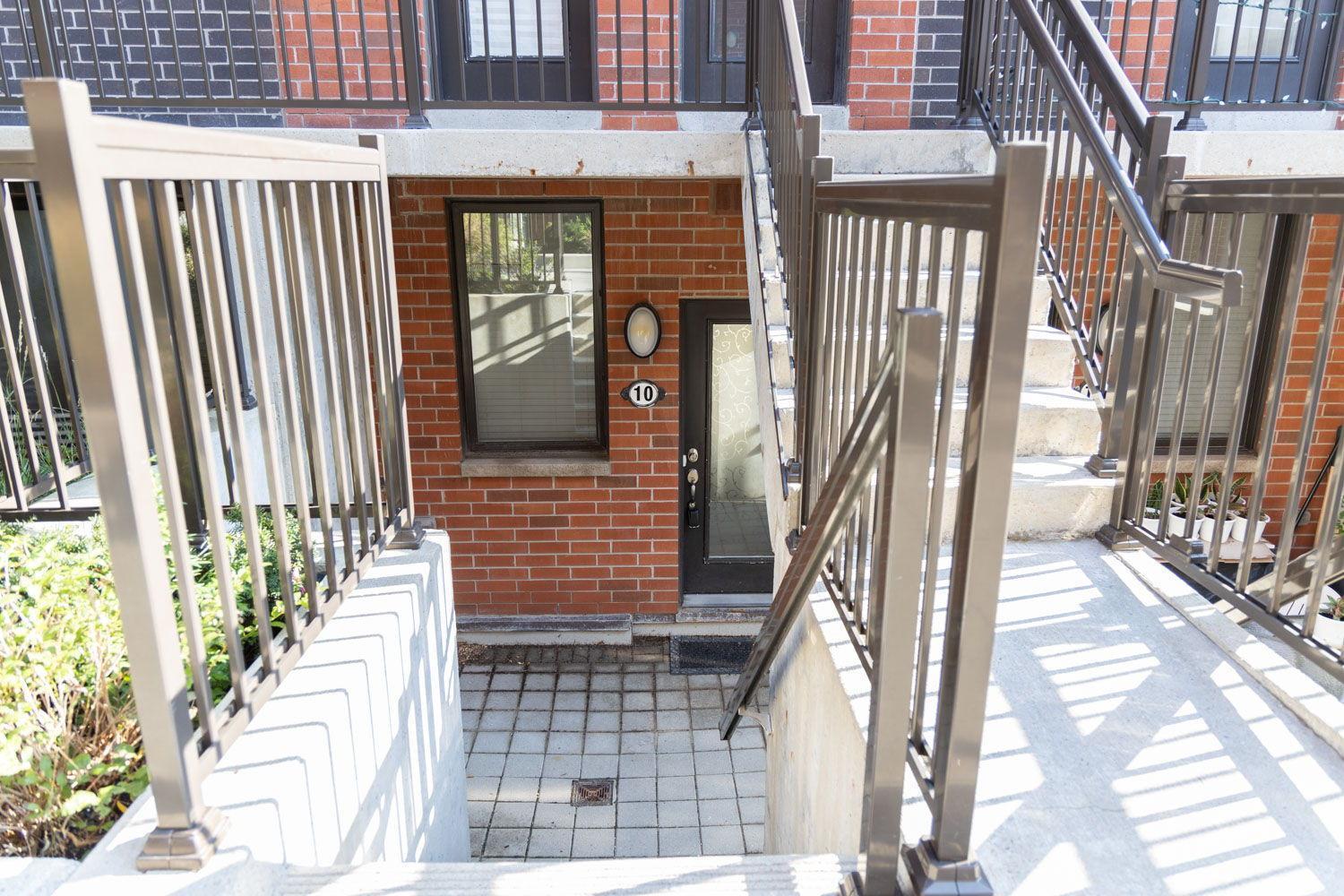 Beautiful Townhouse Near Yorkdale Mall, Wilson Subway Apartment Toronto Luaran gambar